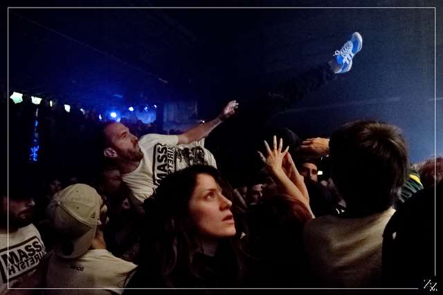 NIK_20210 Mass Hysteria 31-03-2016 (Zz) (p).jpg